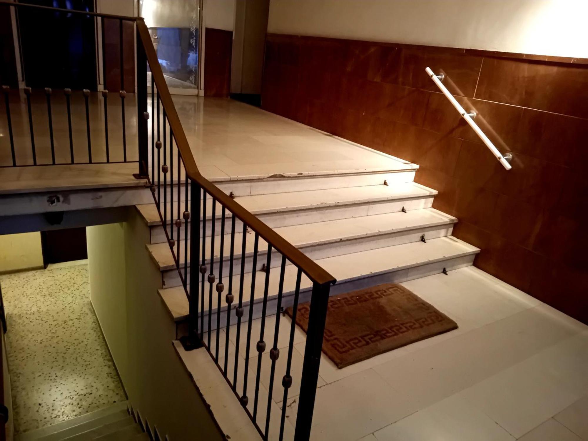 Vestige Basement Apartment Athena Bagian luar foto